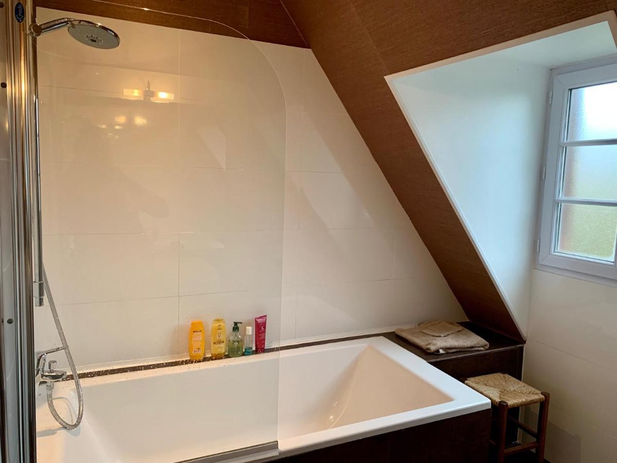 Le Verger Colombiers  Ngoại thất bức ảnh